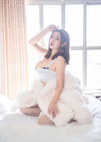 色婷婷七月_超清版蓝光版中文字幕包