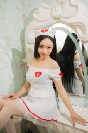 老赵揉搓着娇妻的大乳视频_剧情片在线观看视频